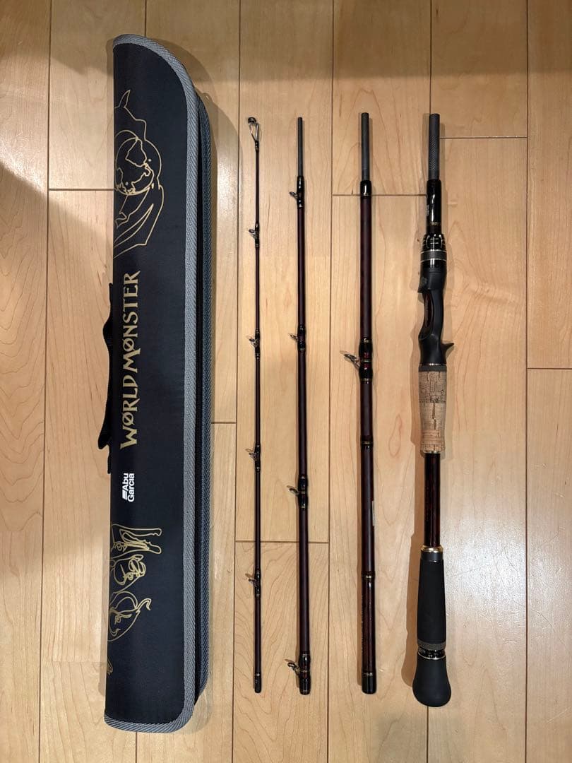 WORLD MONSTER 734Hルアーロッド ケース付き