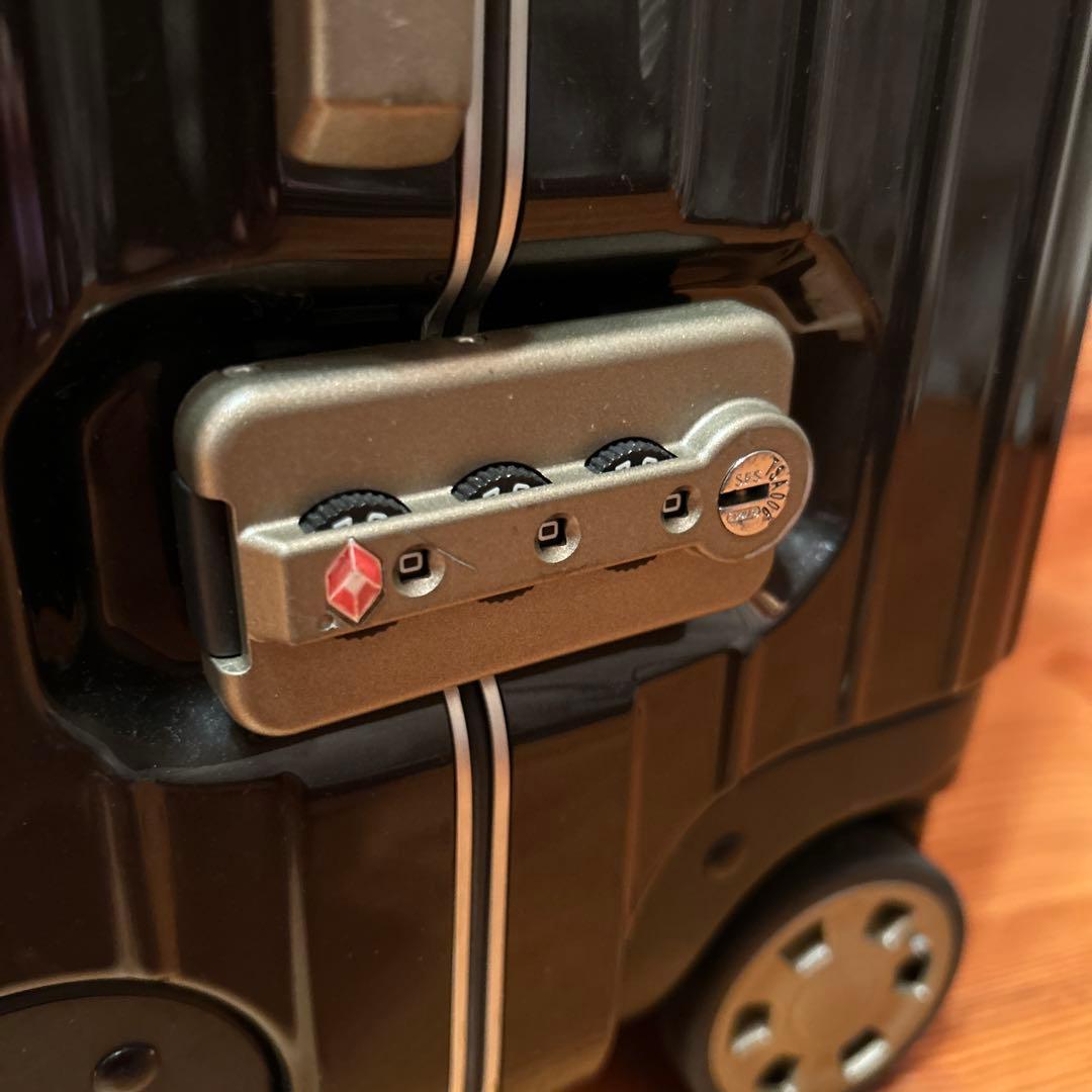 【匿名配送】リモア　スイス航空　スーツケース　４輪