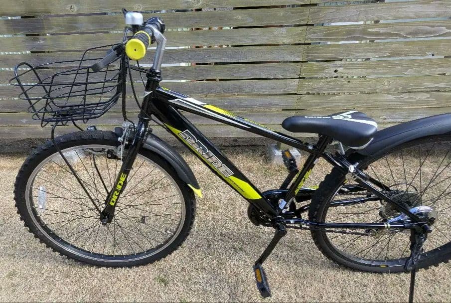 マウンテンバイク26インチ　 6段変速 ブラック/イエロー