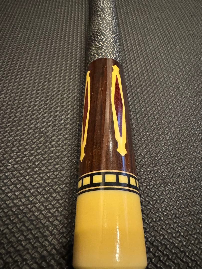 美品　即日発送　ビリヤード キュー　JB