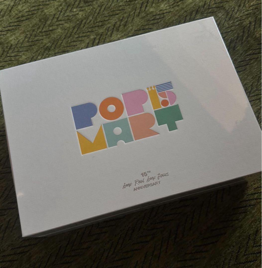 POPMART SKULLPANDA15周年スカルパンダぬいぐるみギフトボックス