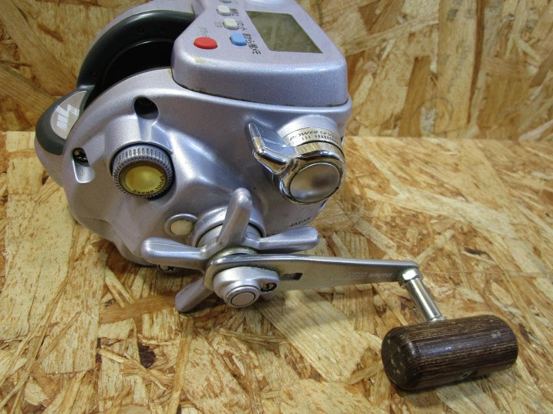 ダイワ スーパータナコンZ600SW電動リール (通電動作確認済）