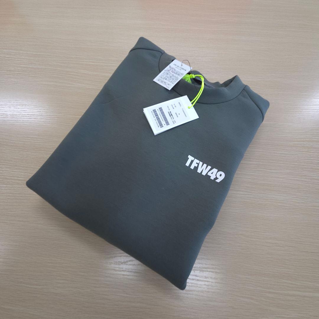 メンズウェア 36. TFW49 CARDBOARD MATERIAL CREW