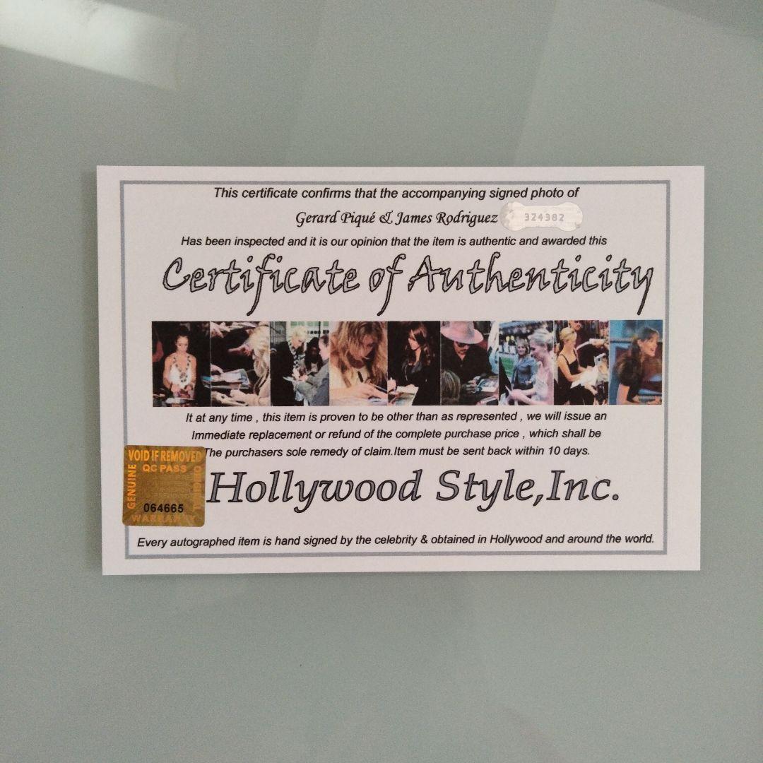 セール中…ロドリゲスとジェラール・ピケ直筆サイン入り超 特大写真…