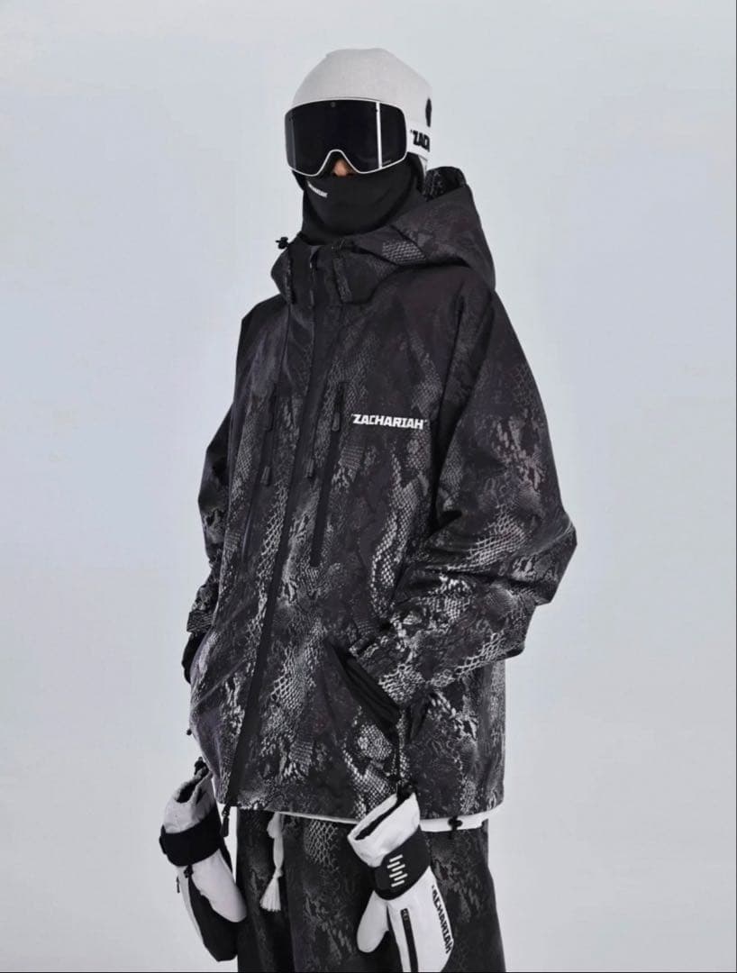 ZACHARIAH スノーボードウェア 蛇柄 ブラック　Sサイズ　男女兼用