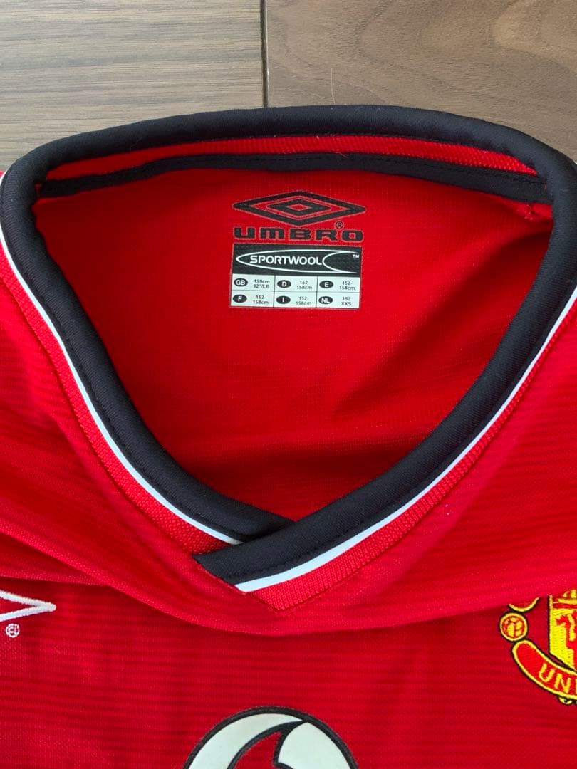 激レア　マンチェスターユナイテッド 00-01シーズン ユニフォーム キッズ用