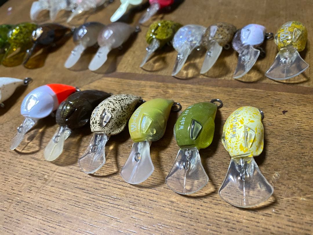 ★管釣クランク　DFJ ウェイブラ一　レアカラ一ばかり24個　未使用