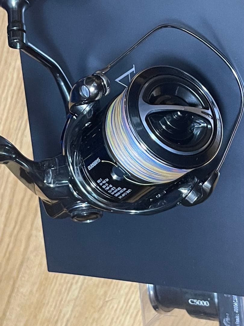 22ステラ　C5000XG 換えスプール付き　4回使用　新ベールへ交換済み