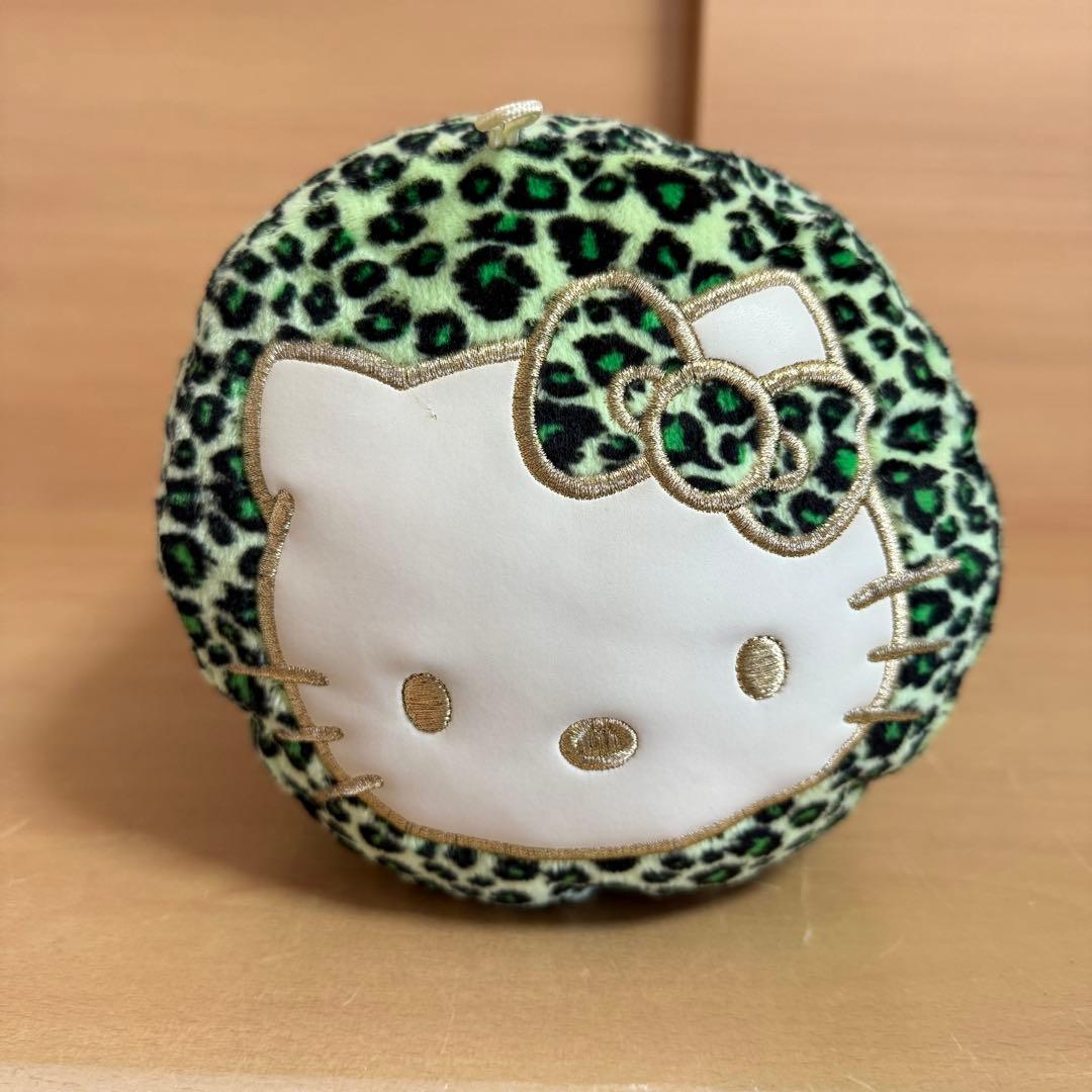 ハローキティ 円柱型 尻尾 タグ付き クッション 4点セット キティちゃん