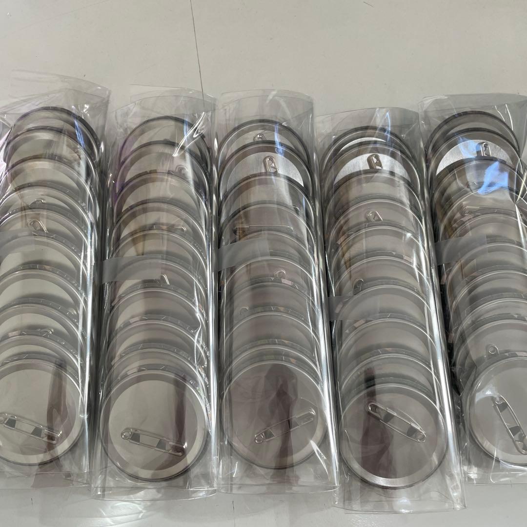 L20.うらたぬき 2021 ハロパ 缶バッジ 浦島坂田船 等身