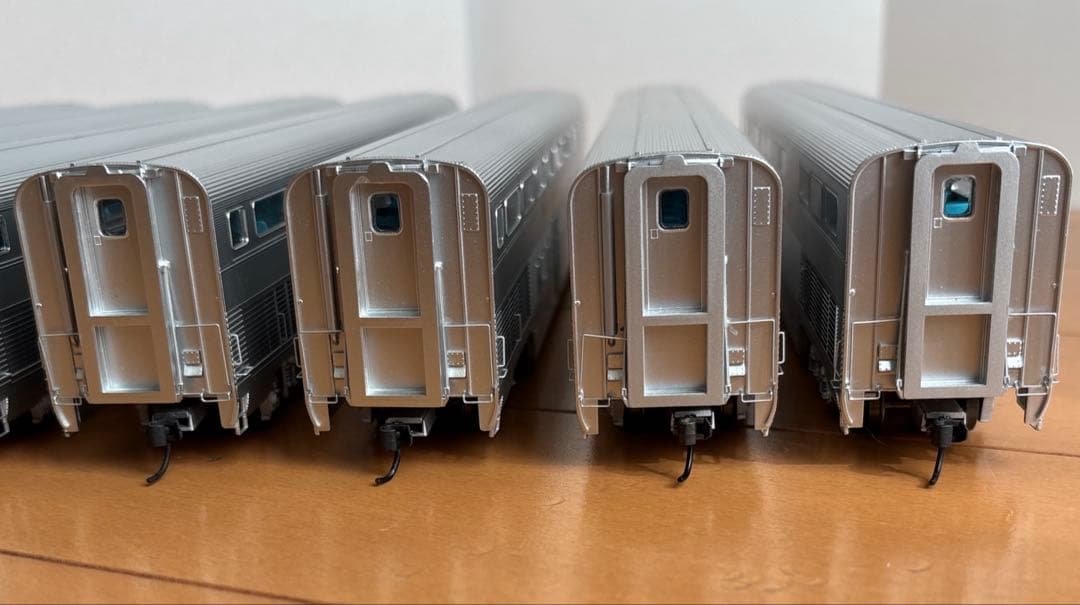 鉄道模型 INTER MOUNTAIN Step Up Hi Level Coach