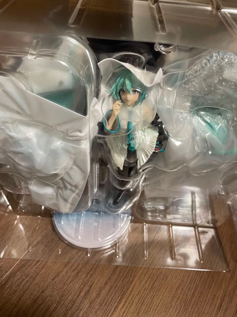 本体未開封 初音ミク Happy 16th Birthday Ver. 1/7