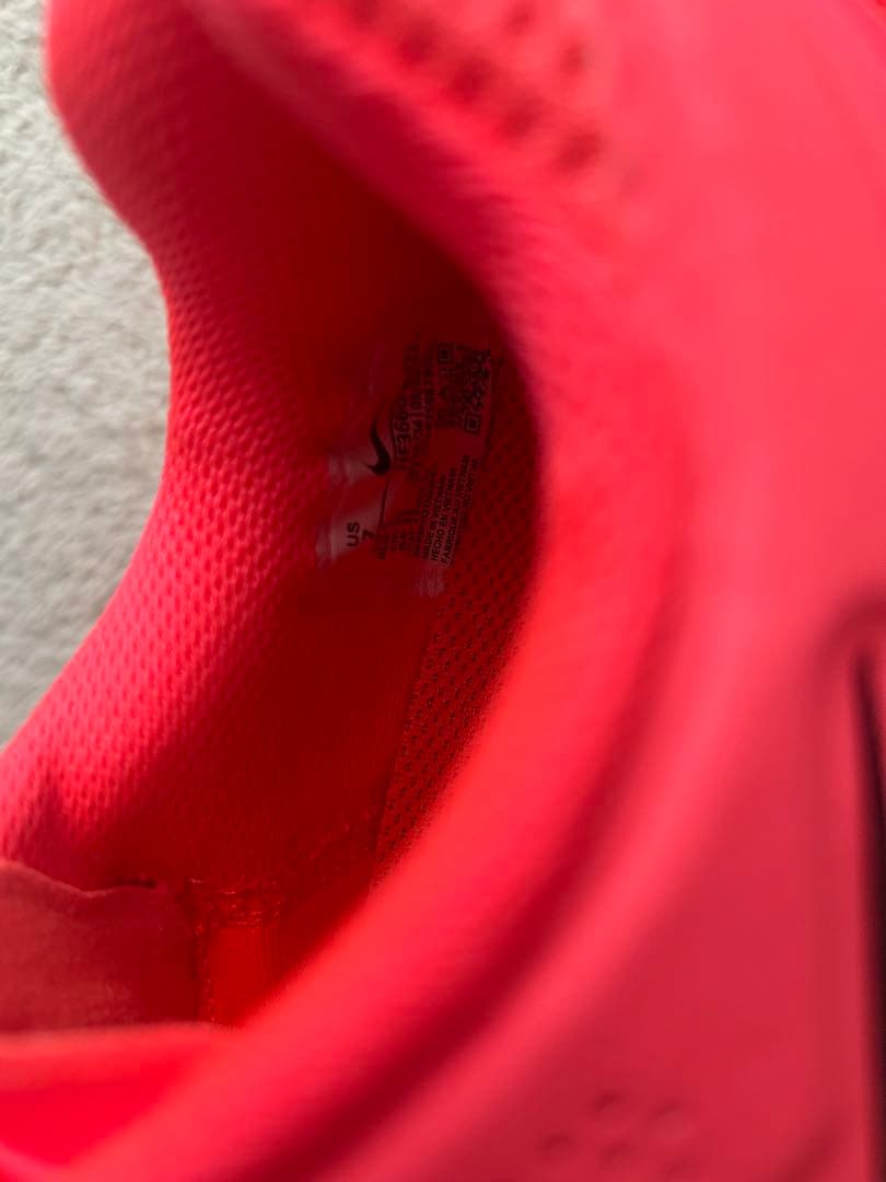 新品未使用 NIKE AIRMAX 2013