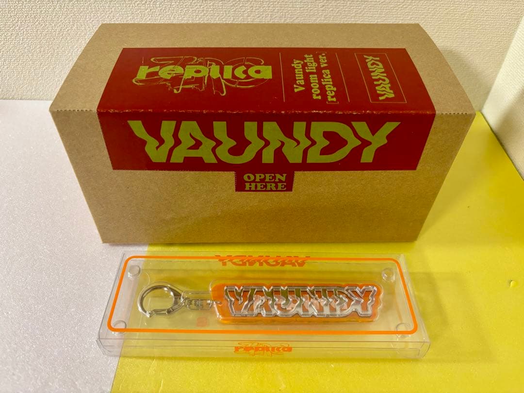 Vaundy replica ロゴ　ルームライト　バウンディ　グッズ