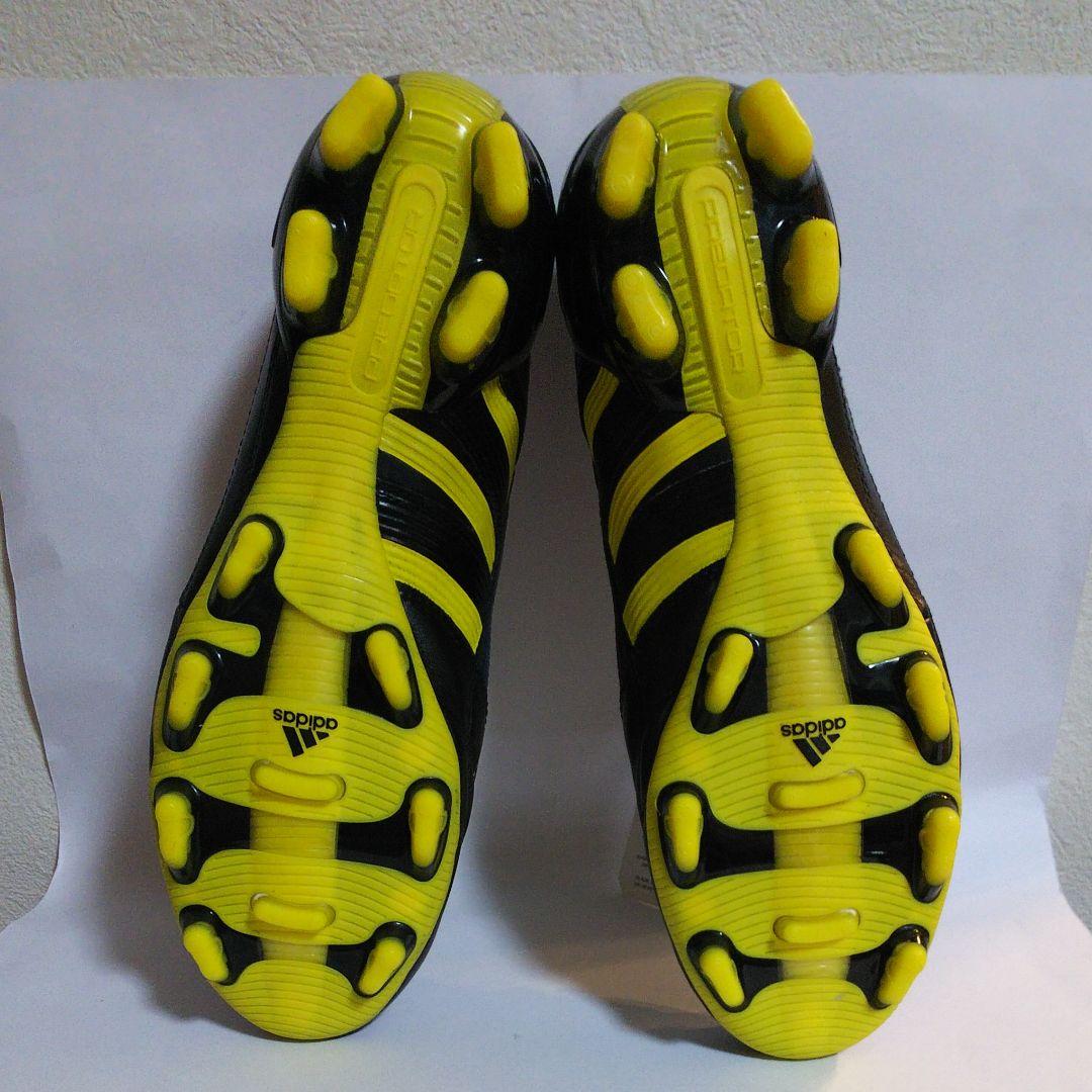 サッカースパイク アディダス プレデターX TRX FG