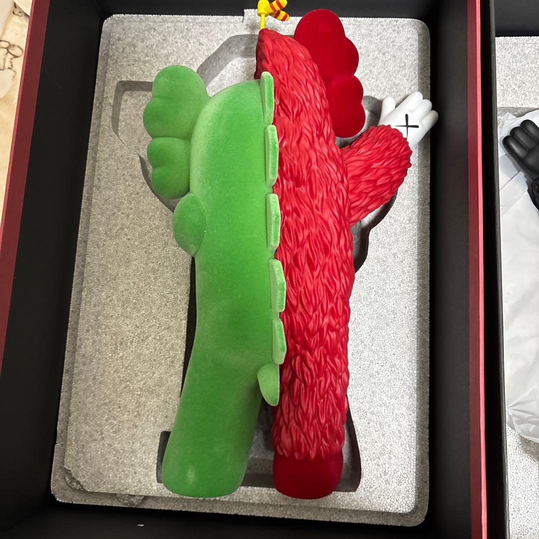 Kaws x Gachapin and Mukku 2体セット入手困難