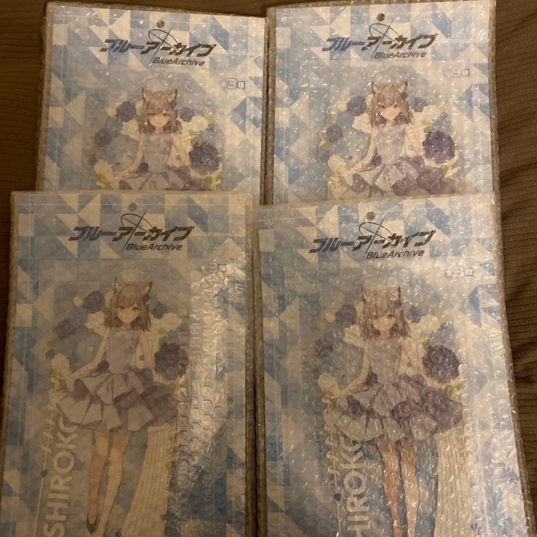 ブルーアーカイブ ビッグアクリルスタンド　プラチナムザッカ　小鳥遊ホシノ　シロコ