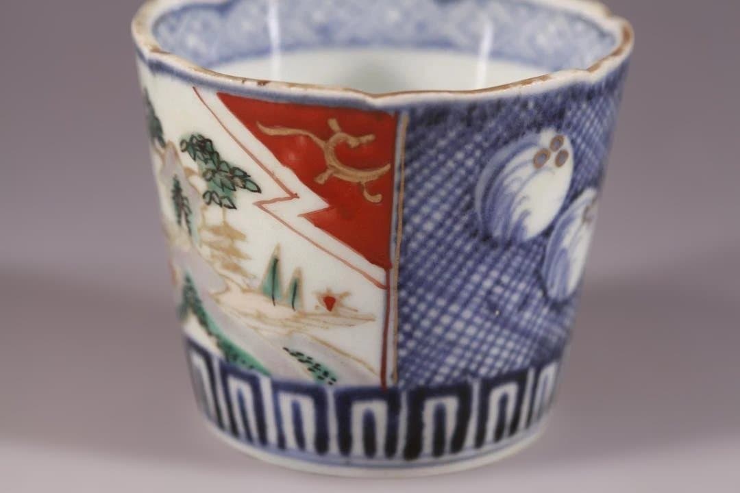 625　古伊万里色絵染付描分〇窓絵文様蕎麦猪口　無傷　幕末　珍図
