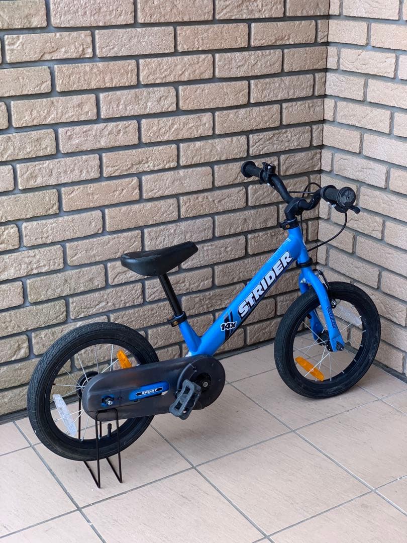 【美品】STRIDER 14X ブルー ペダル&キックスタンド付き