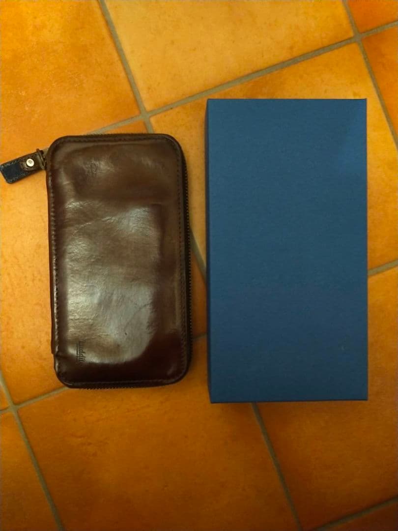 Ludditeレザーラウンドジップペンケース