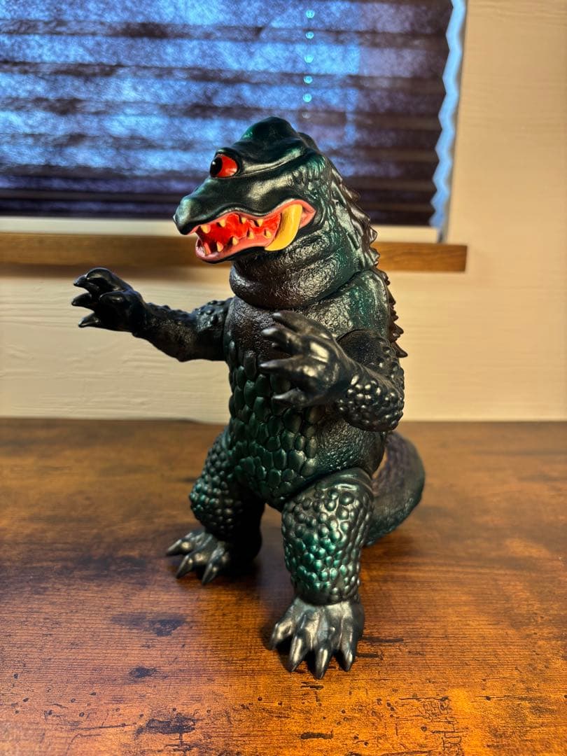 シカルナ工房　ザゴラ　ソフビ　怪獣　インディーズソフビ　シカルナ