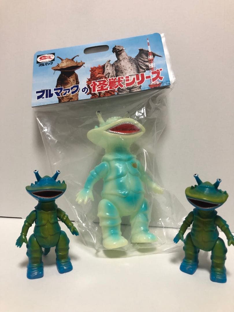 ★カネゴン　3体セット★蓄光版　ブルマァク魂版2体　円谷プロ　怪獣シリーズ