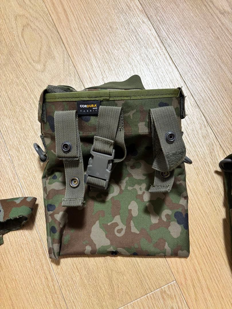 自衛隊グッズ　サバイバル　ポーチなど