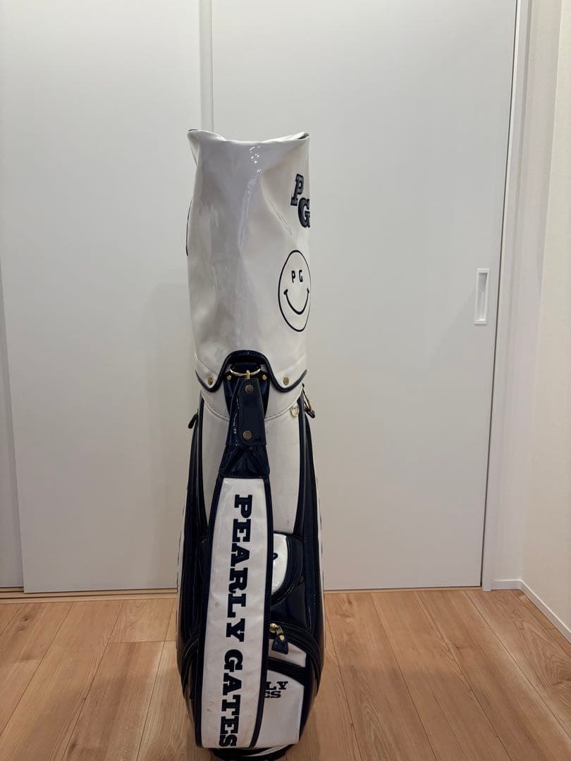 【値下げしました】 パーリーゲイツ　キャディバッグ ホワイト/ネイビー