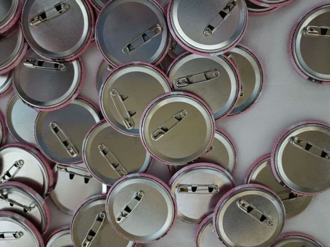 すとぷり　さとみ　缶バッチ　2022　spring デフォ