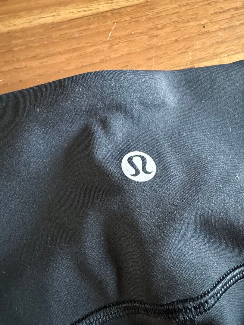 ルルレモン　新品未使用　ブラック7/8 パンツ ストレッチ素材　サイズ2