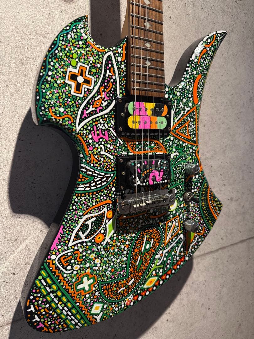 hide アメーバペイズリー　B.C.RICH モッキンバードベース