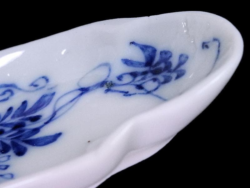 伊万里　瀬戸　染付　藤の図　木瓜型変形皿　豆皿　E685AS-fbqd