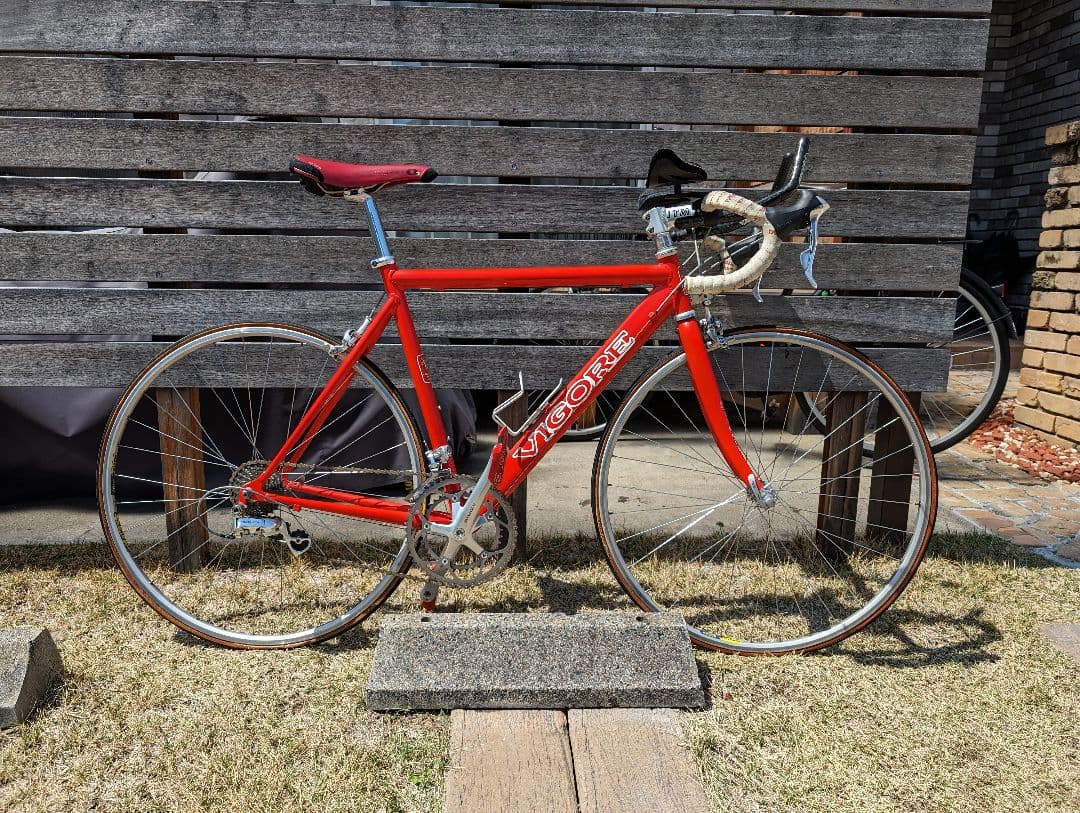 VIGORE フルオーダーロードバイク　練習用ホイール+マビックヘリウム