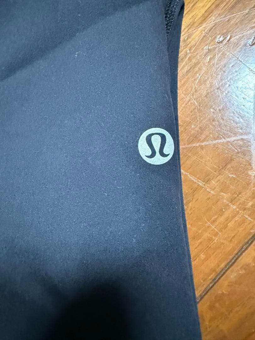 ルルレモン　新品未使用　ブラック ハイウエストレギンス サイズ4