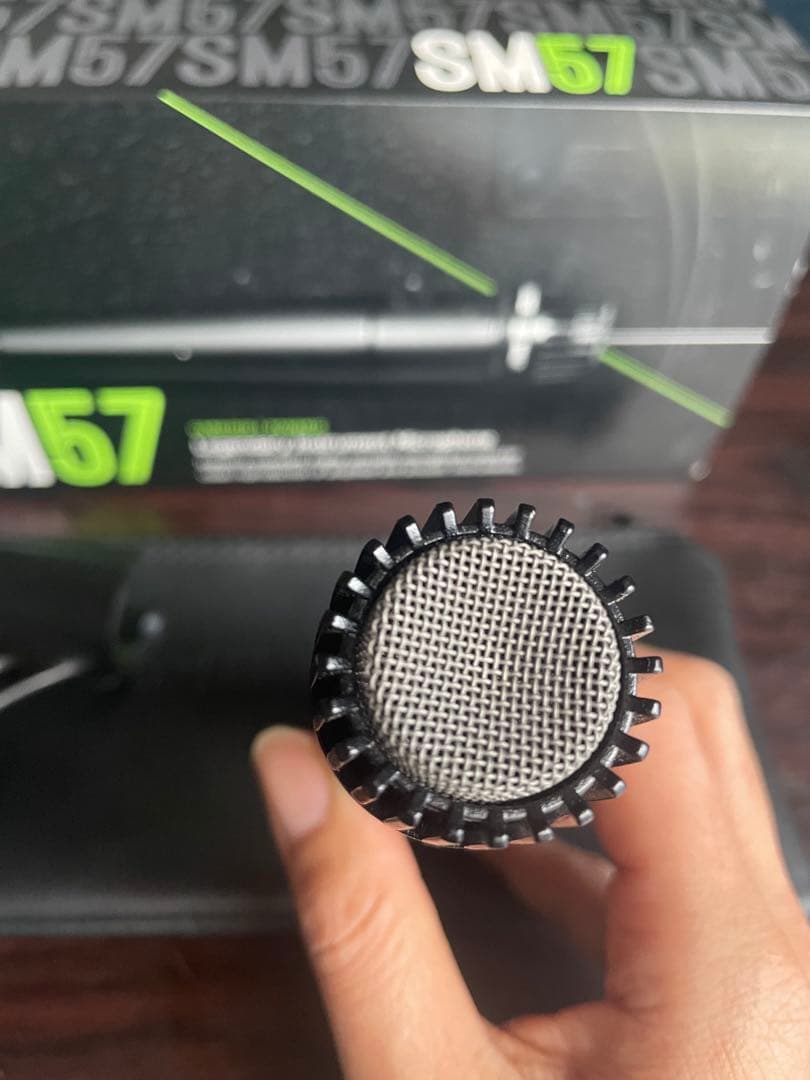 SHURE SM57 ダイナミックマイク 収納ケース付き