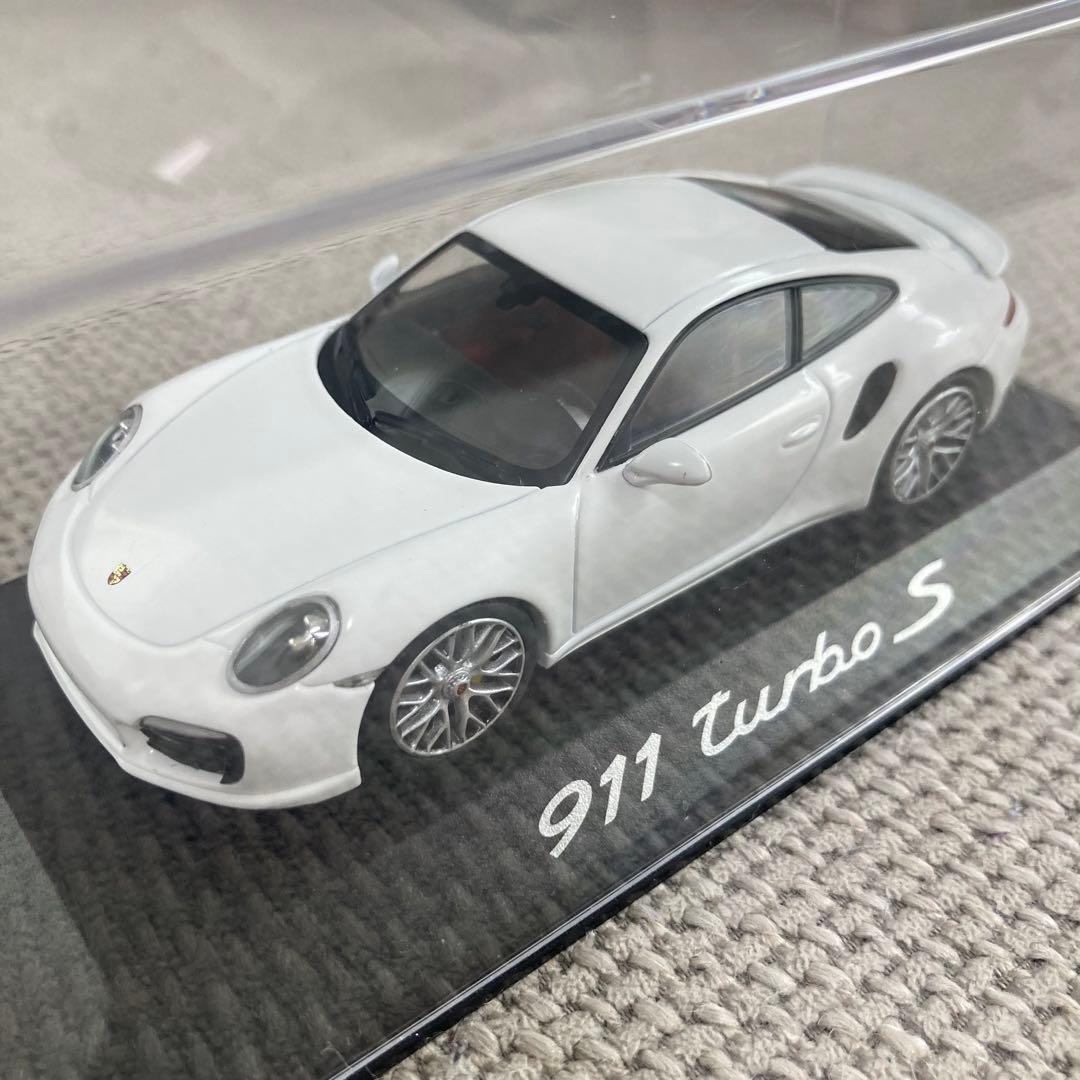 Porsche 911 Turbo S 1:43 スケールモデル ポルシェ 模型