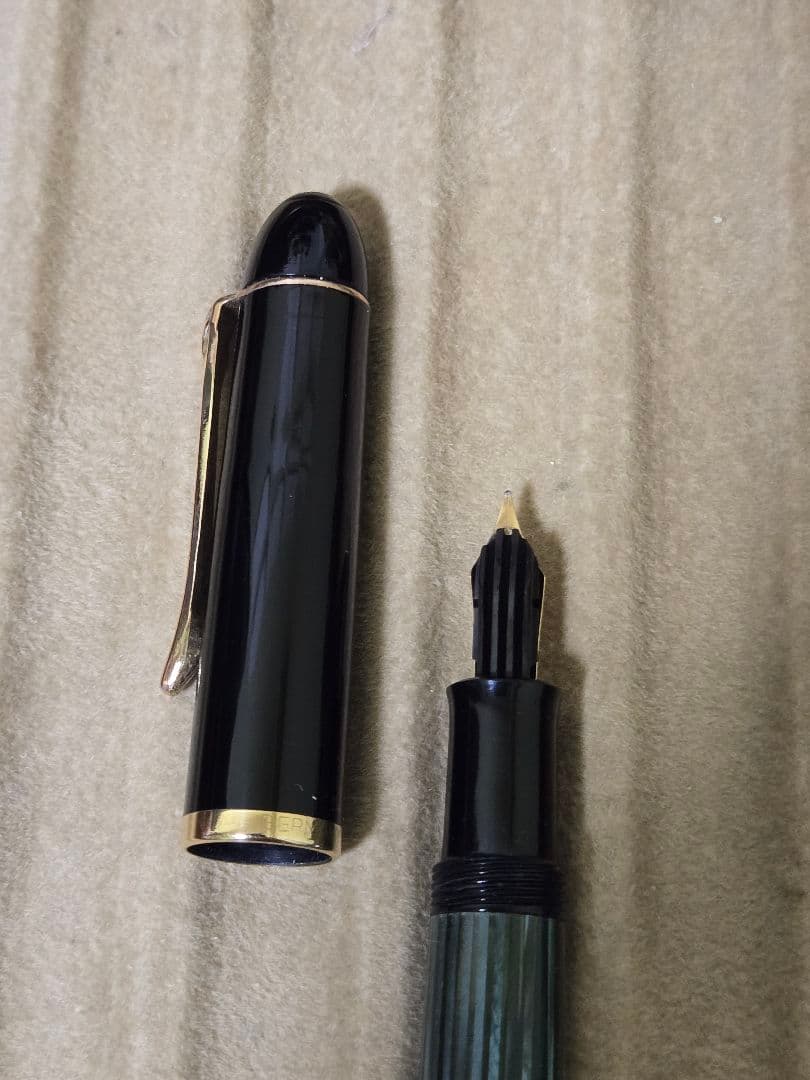 ヴィンテージ ペリカン 140 グリーン Fニブ