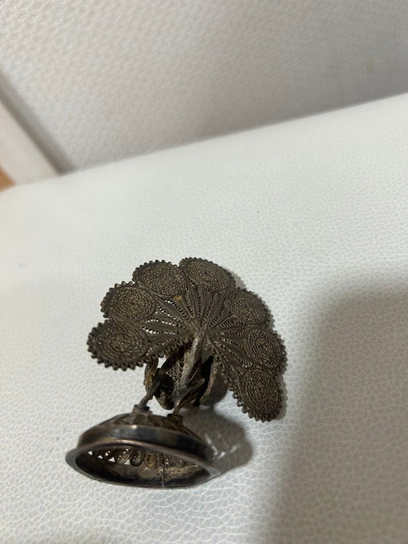 インド　ケララ州美術館購入孔雀型の銀細工 シルバーアンティーク