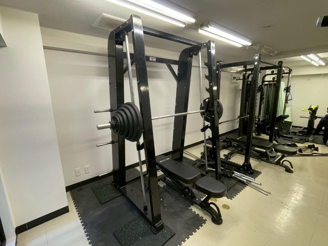 H8021☆美品☆R Inc.☆アールインク☆本格☆スミスマシン☆ベンチ付☆