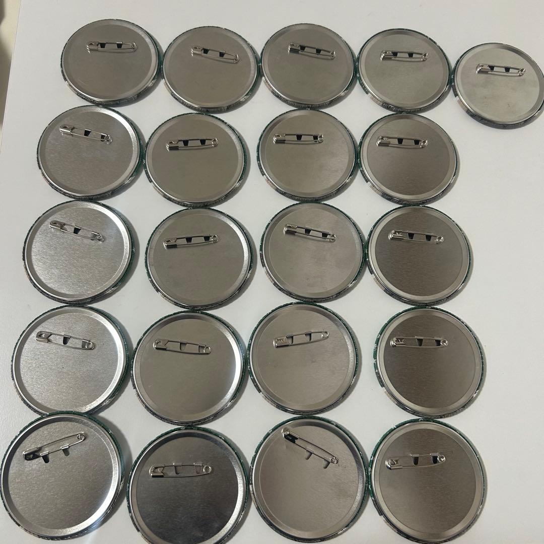 JOJOWORLD 3ジョジョワールド3 グリッター缶バッチジョセフジョースター