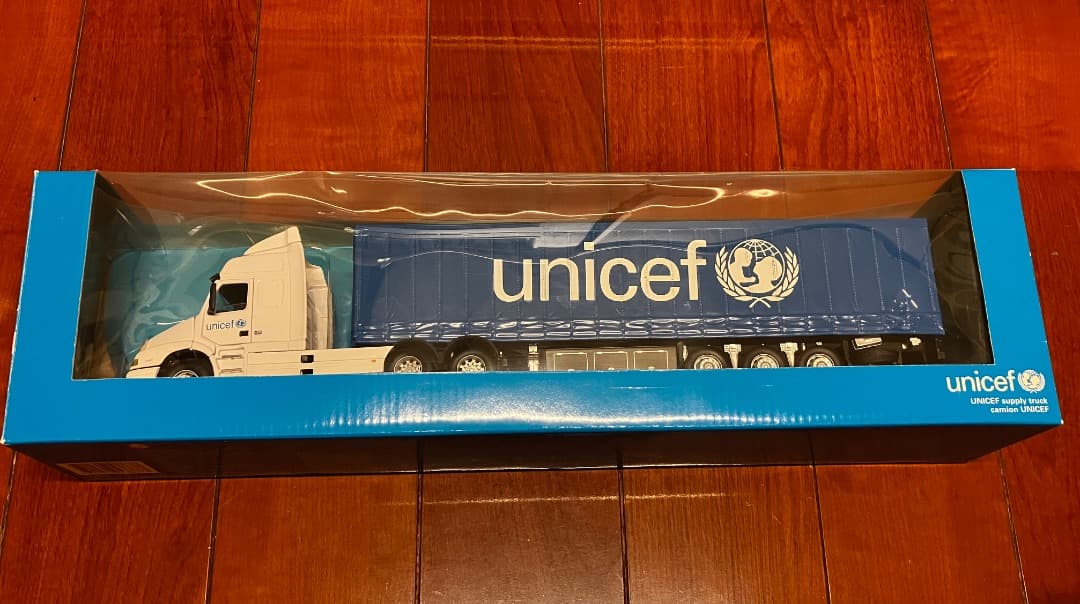 UNICEF トレーラー ミニカー