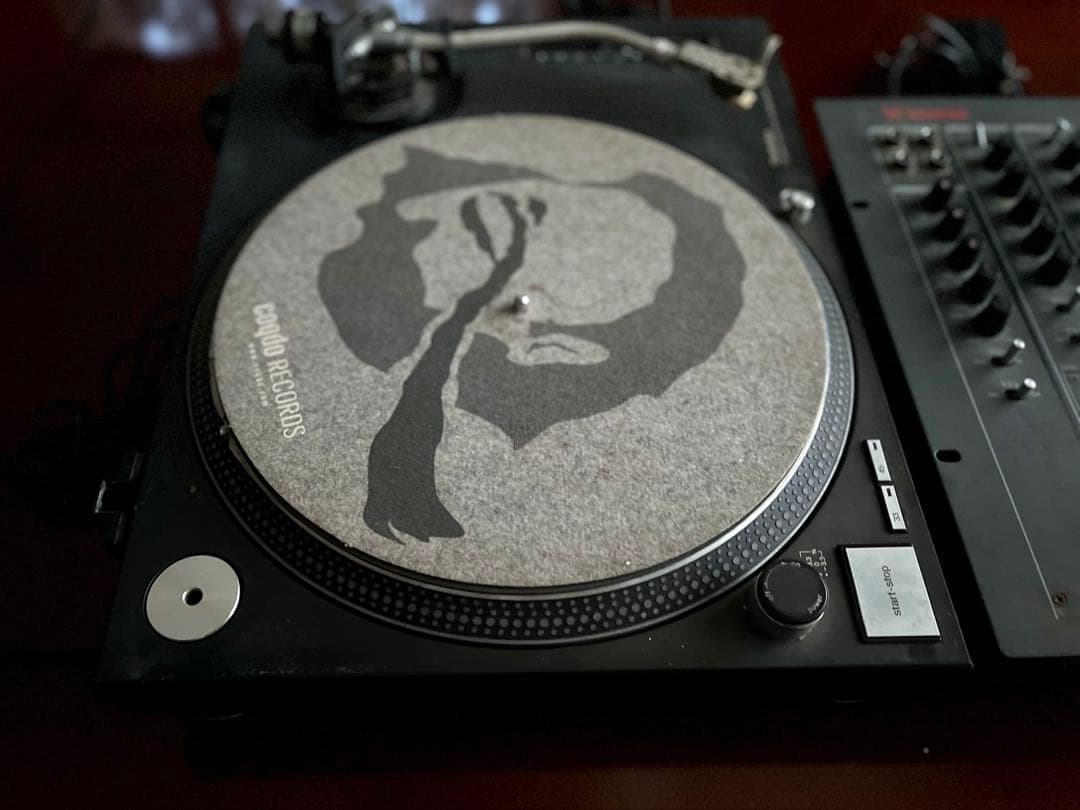 ターンテーブル2台 SL1200MK3 、ミキサー Vestax PMC17A