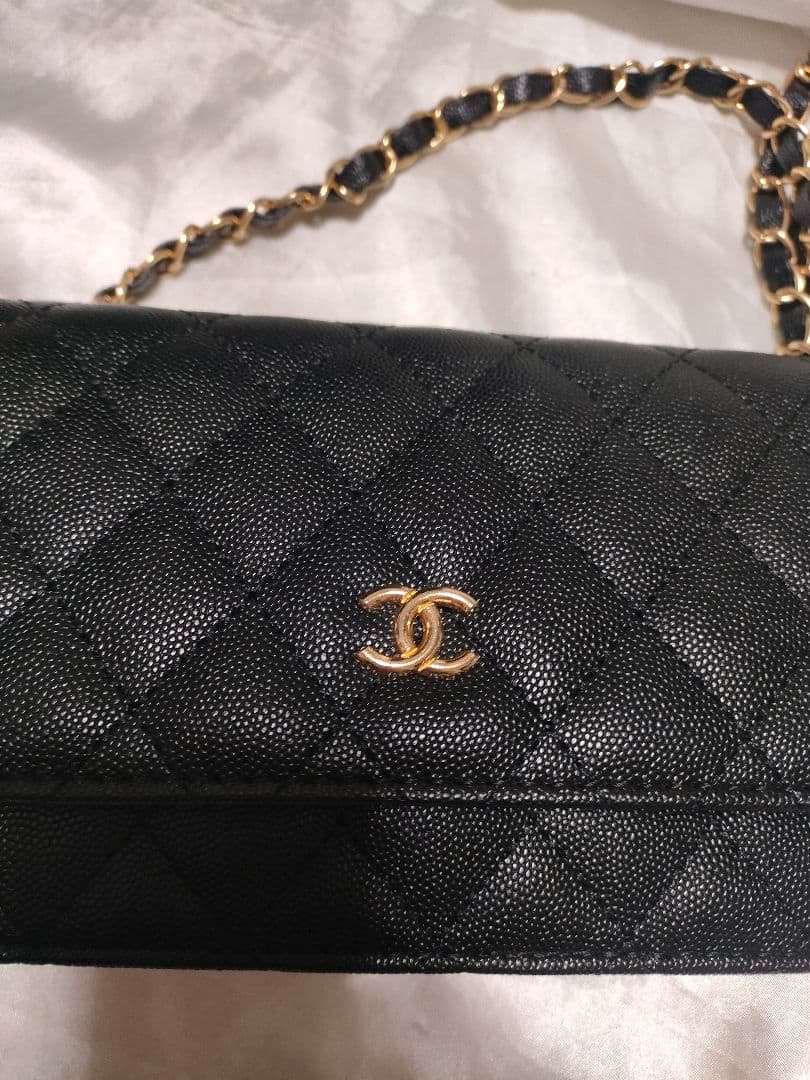 CHANEL ショルダーバッグ ノベルティ ゴールド