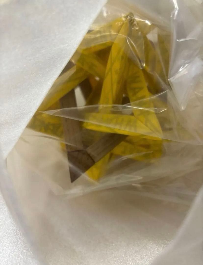 新品　COLONISTA WHAT WE WANT イエロー　CONPE10