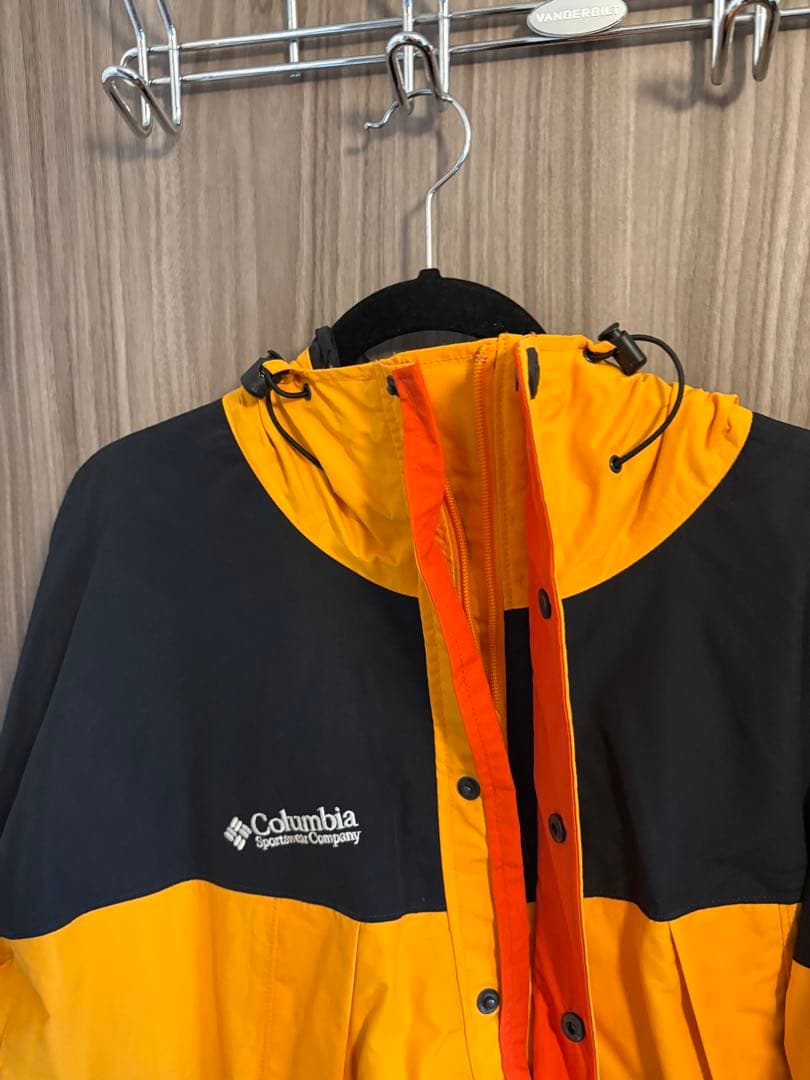 Columbia ビンテージ Titanium マウンテンパーカー イエロー