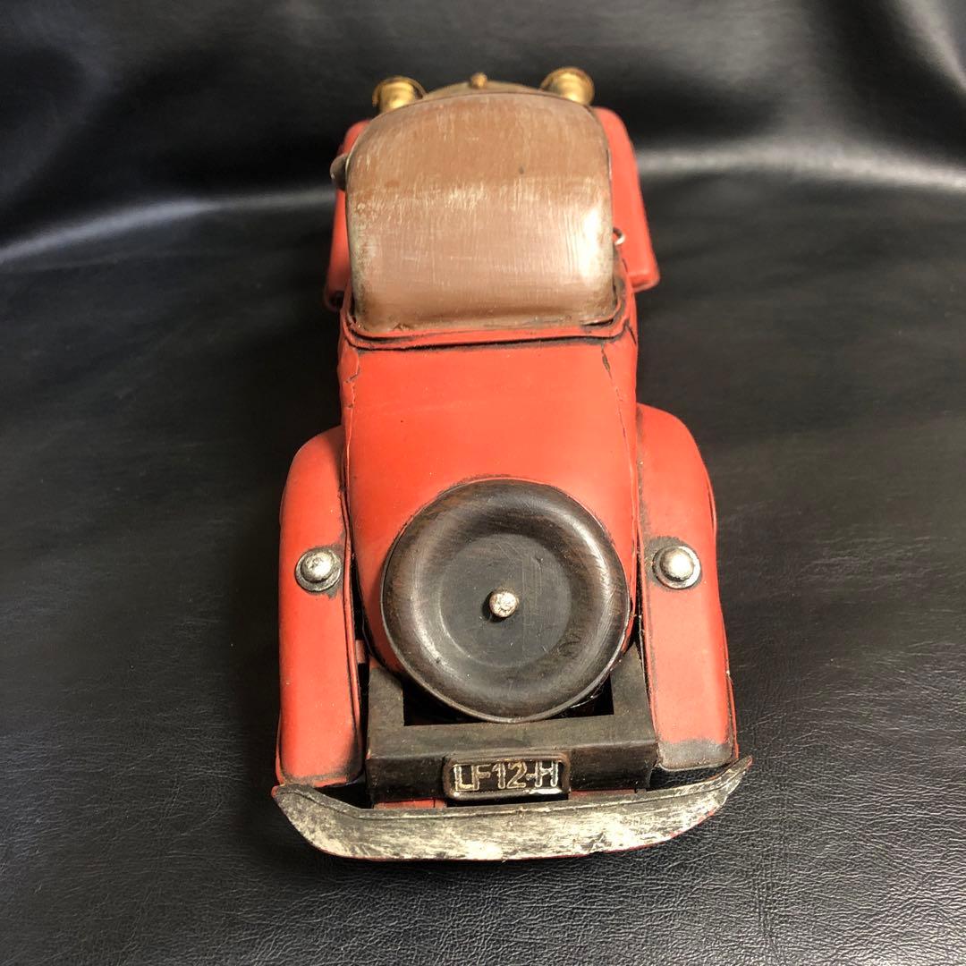 ブリキの車のおもちゃ　アメリカン　雑貨　アンティーク