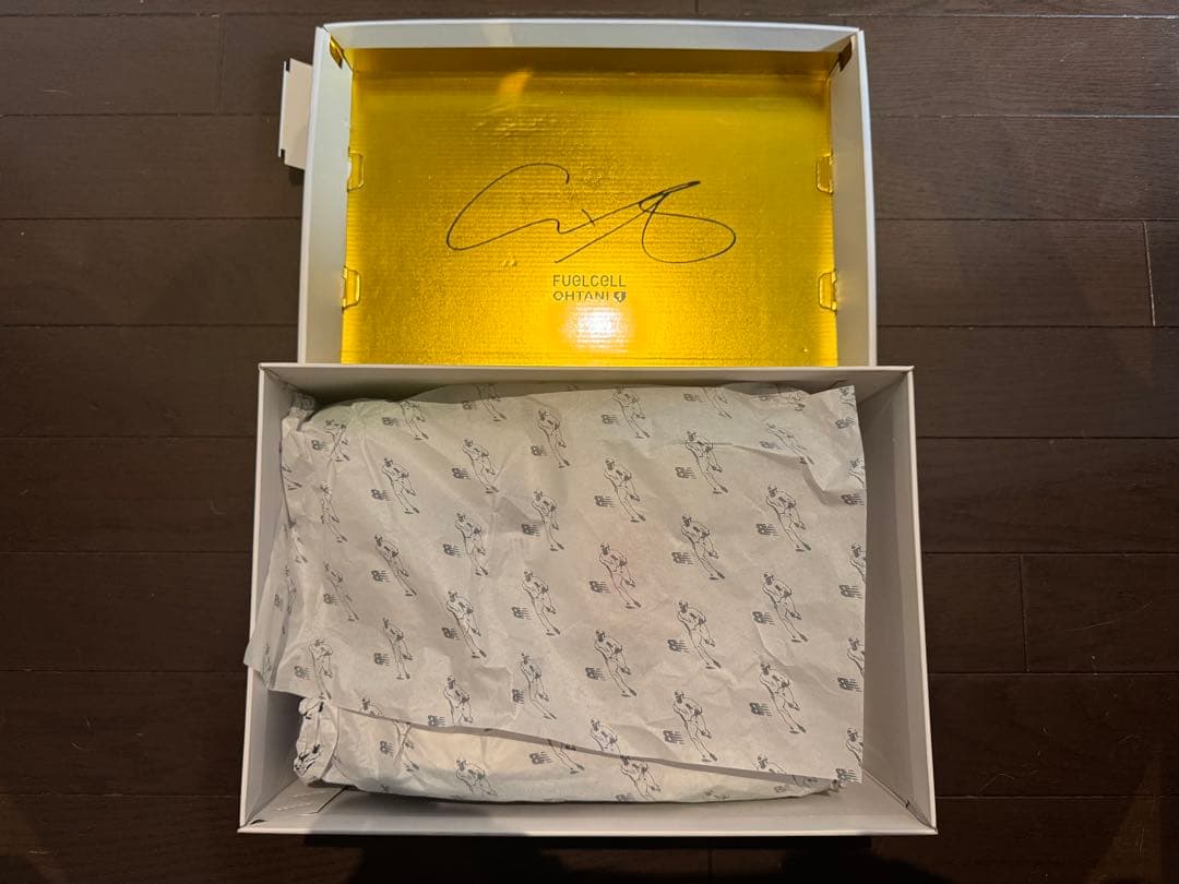 大谷翔平モデル　希少New Balance TSHOLW1