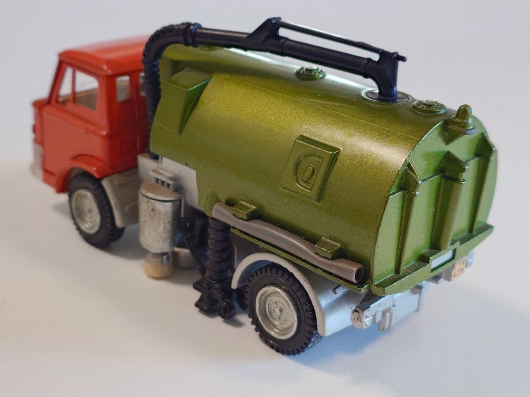 【SALE】DINKY No.451 JOHNSTON ROAD SWEEPER