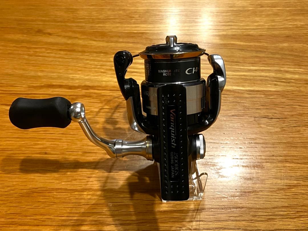 【美品/OH済み】シマノ 12ヴァンキッシュ2500HGS エギング等に