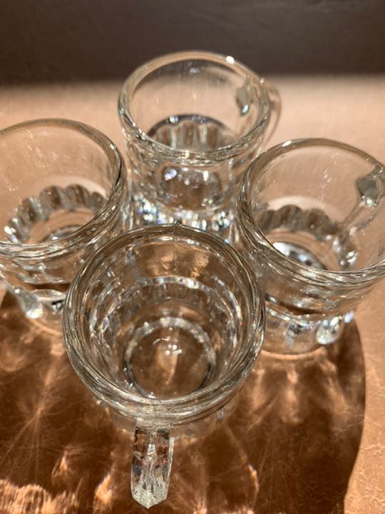 ヴィンテージ　ガラス製カップとお皿のセット